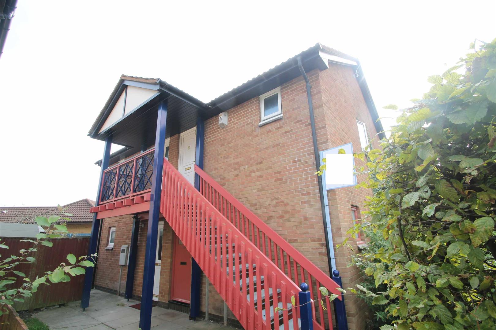 1 bed property in Pomander Crescent, Milton Keynes